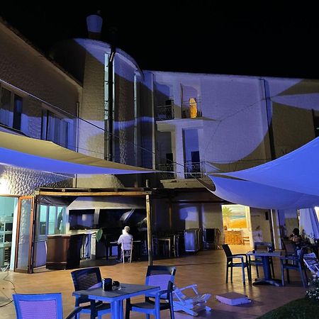 Hotel Al Faro Spiaggia La Cinta Santeodoro San Teodoro  Exterior foto